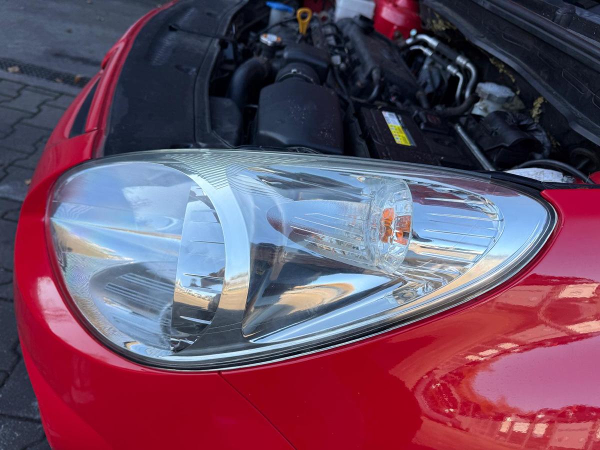 Hyundai I20 PB original Scheinwerfer links Halogen Vorfacelift BJ09